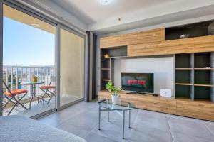 Stunning Studio Heart of St Julians Sleeps 4