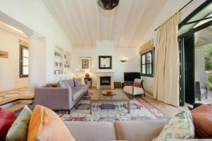 La Zagaleta, Benahavís - Villa with private pool and mountain views