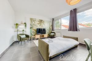 Appartements Escale-marne fr - 001 - RDC - Private Terrace - Free Parking - Free Luggage Storage - Metro 8 Eiffel Tower -All equipped - Linen Included - Washing Machine - Dish Washer - Luxury Mattress 160X200 - Panoramic View - From 1 to 4 guests : photos des chambres