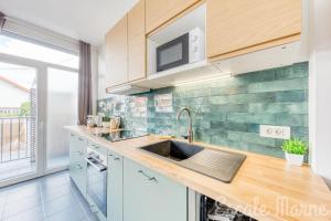 Appartements Escale-marne fr - 001 - RDC - Private Terrace - Free Parking - Free Luggage Storage - Metro 8 Eiffel Tower -All equipped - Linen Included - Washing Machine - Dish Washer - Luxury Mattress 160X200 - Panoramic View - From 1 to 4 guests : photos des chambres