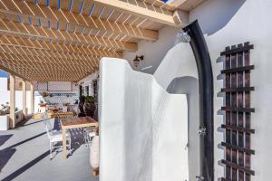 Ble Oneiro Villa Kira