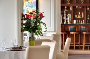 Hotels Domaine et Golf de Vaugouard - La Maison Younan : photos des chambres