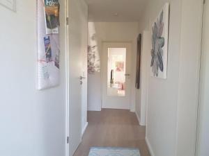 Schoenes-Wohnen-am-Suedstrand-Fewo-1