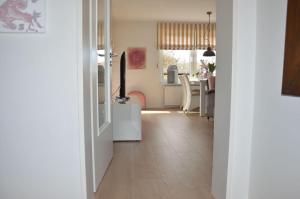 Schoenes-Wohnen-am-Suedstrand-Fewo-1