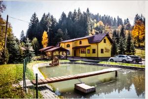 Chata Fačkov pod Kľakom