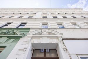 Versace Apartment Vienna