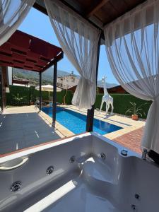 Nirvana Bungalows