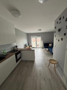 Urocza i nowoczesna kawalerka - Łódź w pobliżu centrum