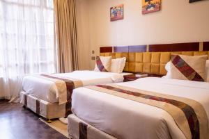 Falcon Heights Hotel