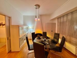 Central Glyfada 2BR Apartment