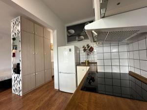 Orzycka Studio Near Westfield Mokotow