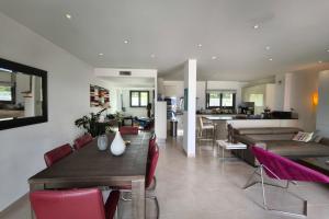 Appartements Apartment with terrace close to the beach : photos des chambres