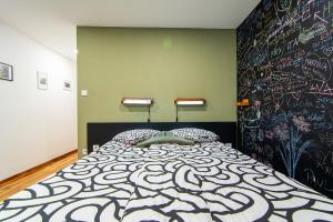 Flexible SelfCheckIns 82 - Center - New