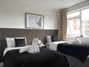 Spacious home in Woodhouse sleeps 9 guests!