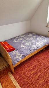 Helles Zimmer 18 qm in 6,5-Zi-Wohnung nähe Frankfurt, Hanau, Büdingen, Friedberg