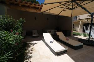 Villas Air-conditioned villa heated pool Alpilles, sleeps 8 LS1-456 : photos des chambres