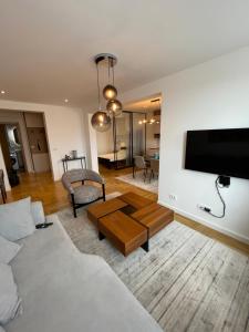 Modern Luxury Apartment - Stari Grad -Lower Dorcol- 7 to 90 plus nights - Belgrade City Center