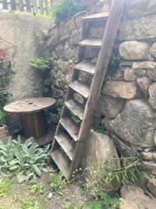 Maisons de vacances Rustic Stone family house in quiet village near Briancon : photos des chambres
