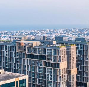 Stylish 3BHK flat close by WTC OMR at 18th floor