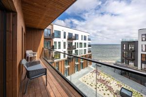 Sea-view newly furnished apt in central Tallinn