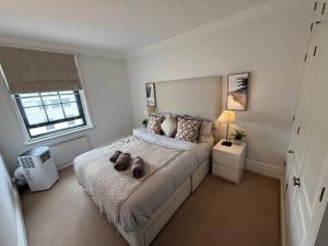 Wonderful Baker Street Flat!