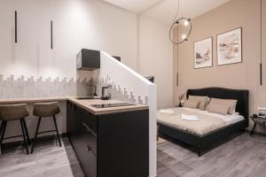 KL31 - Urban Escape - Prime Location - Klauzál Square by BQA