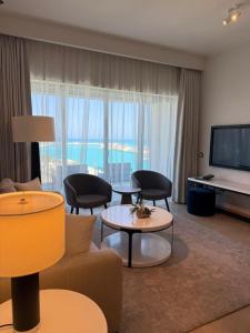 2 bedroom Apartment at Address Beach