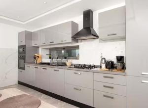 S6 Le Nid Marsaoui, Cozy apartment with balcony