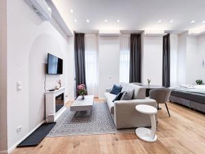Apartment Grandeur in Viennas City Center
