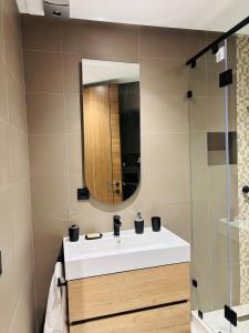 Majestic apt Casa City Center