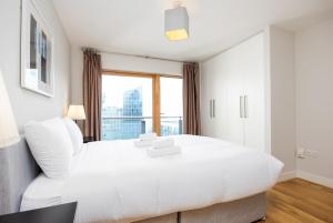 Modern 2 Bed - 8min to Grand Canal Dock Station