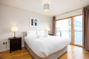 Modern 2 Bed - 8min to Grand Canal Dock Station