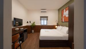 V Living - Charming Stay in downtown SaiGon