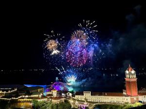 Capella Apartment Fireworks and Ocean View- Hillside Phu Quoc