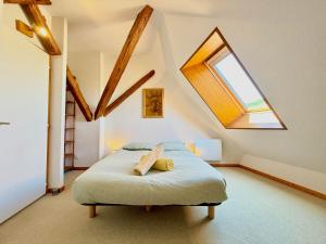 Appartements Chalet de charme en duplex, tout a pied : photos des chambres