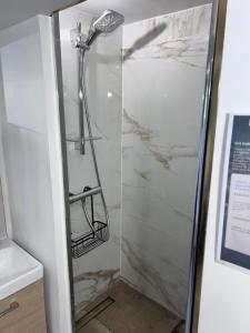 Appartements Appart Jardin Lac Casino Enghien Les Bains 15 min Paris : photos des chambres