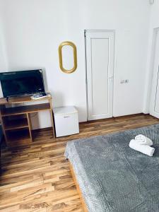 VILA Naty Costinesti