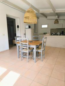 Appartements Auravignon : photos des chambres