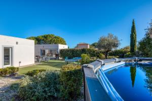Villas Villa L-Atrium : photos des chambres
