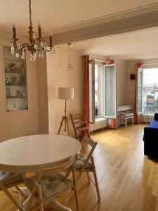 Appartements Paris Family Tour Eiffel : Appartement 2 Chambres