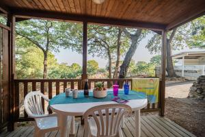 Campings Camping des Alberes : Chalet (2 Adultes)