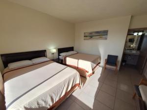 #53 Bungalow Seaside Hotel & Victors RV Park