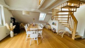 SOLUNA STAY I Penthouse lake view I 20 Min to Luzern I Kidsfriendly I Self-check-in I WIFI I Ski I Free Parking