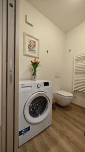 Hostdomus - Rainbow Apartment