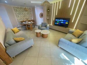 Alger - El Achour - Logement spacieux et moderne avec parking