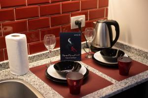 New! Stylish studio 88 by spacey-69-