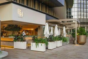 The Hikari - Brand NEW Riverview 1BR with Sofa Bed at Queens Wharf with Pool and Gym