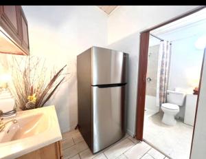 Pet-Friendly Studio with Kitchenette, Parking