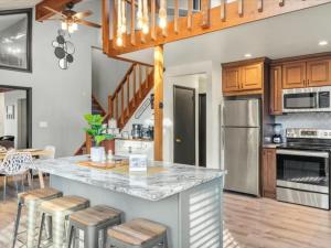 Memorabile Getaway Fire-Pit and Entrainment Area