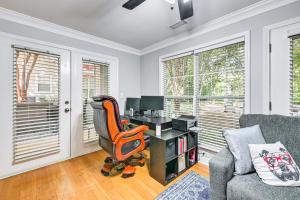 half Mi to Bank of America Stadium Uptown Condo!